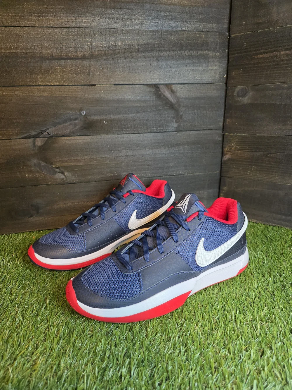 Nike Kids' Navy and Red Low-Top Sneakers